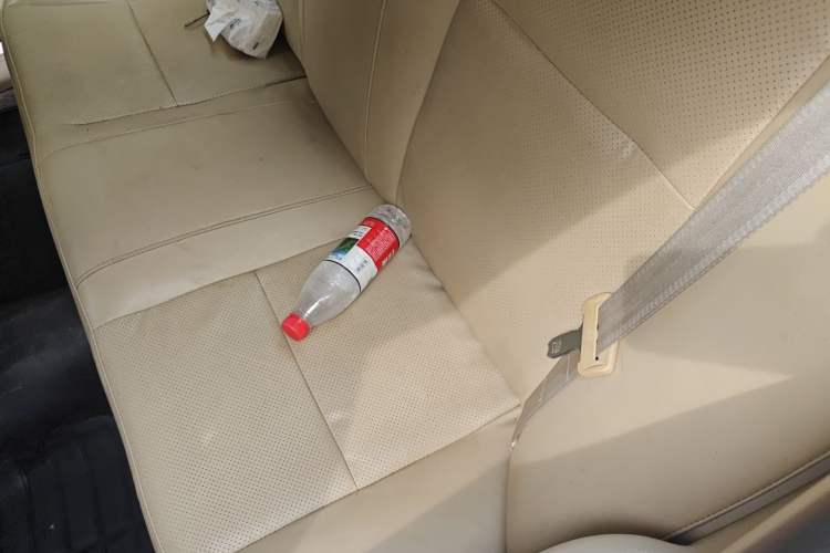 Used BYD F3 2013 Energy-Efficient Model 1.5L Manual Comfort Version Left Rear Seat