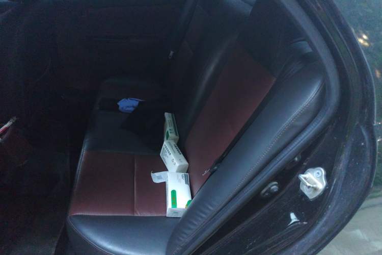 Used BYD F3 2013 Energy-Efficient Model 1.5L Manual Comfort Version Left Rear Seat