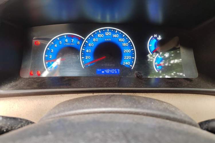 Used BYD F3 2013 Energy-Efficient Model 1.5L Manual Comfort Version Odometer Close Up