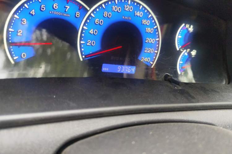Used BYD F3 2013 Energy-Efficient Model 1.5L Manual Comfort Version Odometer Close Up