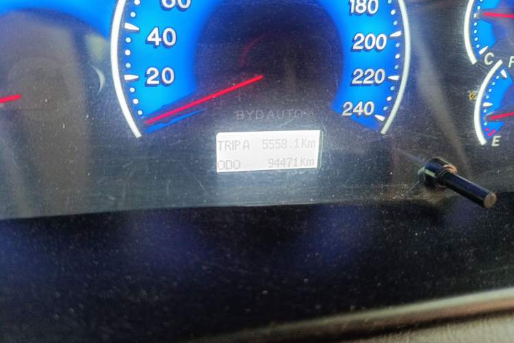 Used BYD F3 2013 Energy-Efficient Model 1.5L Manual Comfort Version Odometer Close Up
