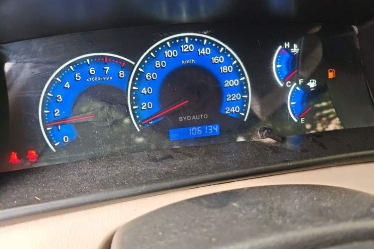 Used BYD F3 2013 Energy-Efficient Model 1.5L Manual Comfort Version Odometer Close Up