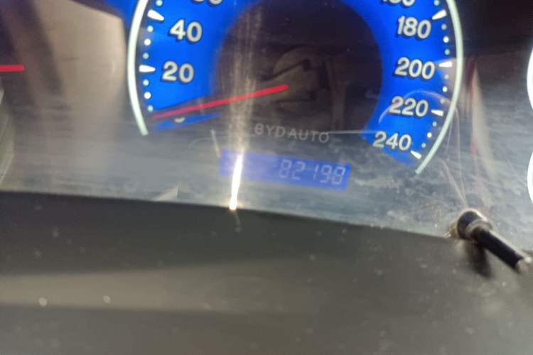 Used BYD F3 2013 Energy-Efficient Model 1.5L Manual Comfort Version Odometer Close Up