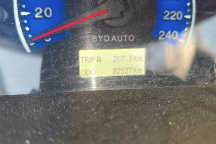 Used BYD F3 2013 Energy-Efficient Model 1.5L Manual Comfort Version Odometer Close Up