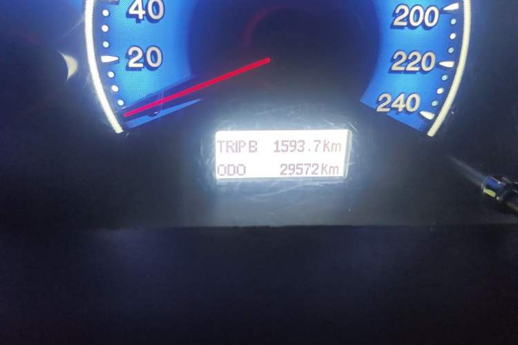 Used BYD F3 2013 Energy-Efficient Model 1.5L Manual Comfort Version Odometer Close Up