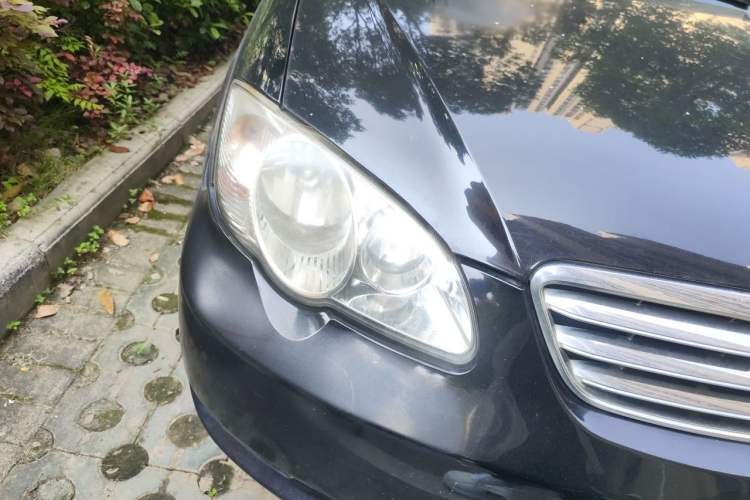 Used BYD F3 2013 Energy-Efficient Model 1.5L Manual Comfort Version Right Front Headlight