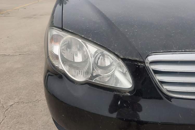 Used BYD F3 2013 Energy-Efficient Model 1.5L Manual Comfort Version Right Front Headlight