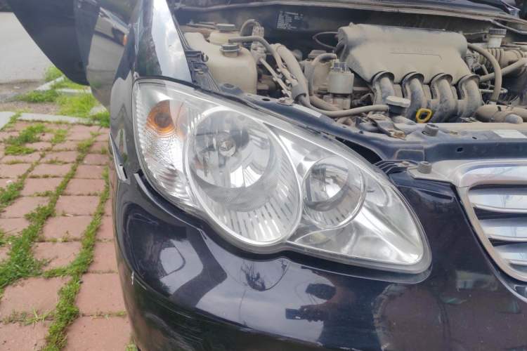 Used BYD F3 2013 Energy-Efficient Model 1.5L Manual Comfort Version Right Front Headlight