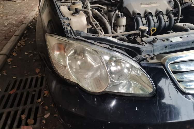 Used BYD F3 2013 Energy-Efficient Model 1.5L Manual Comfort Version Right Front Headlight