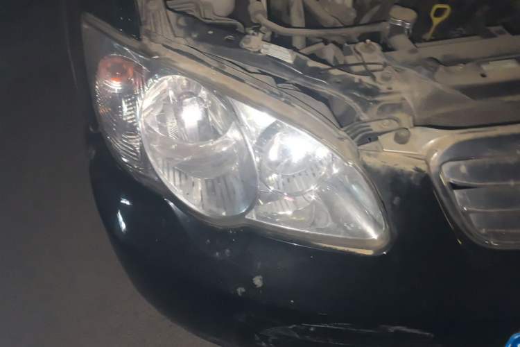 Used BYD F3 2013 1.5L Automatic Standard Edition Right Front Headlight