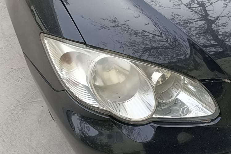 Used BYD F3 2013 Energy-Efficient Model 1.5L Manual Comfort Version Right Front Headlight