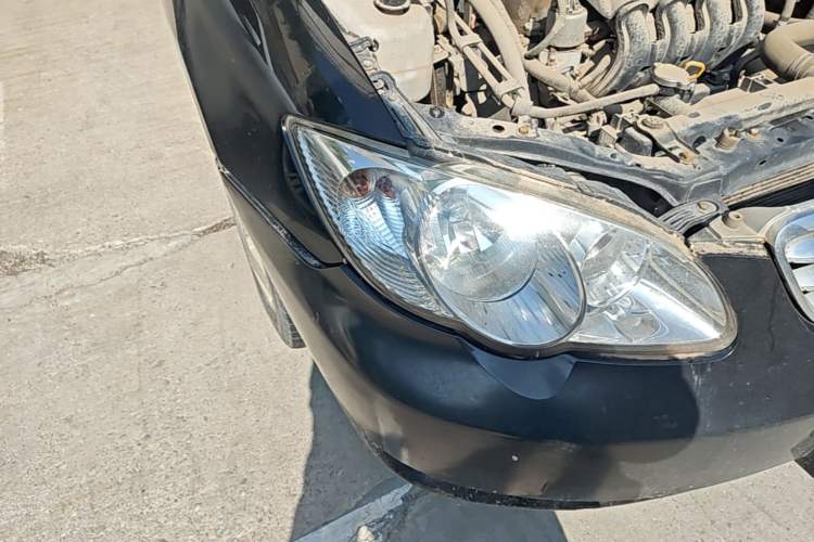 Used BYD F3 2013 Energy-Efficient Model 1.5L Manual Comfort Version Right Front Headlight