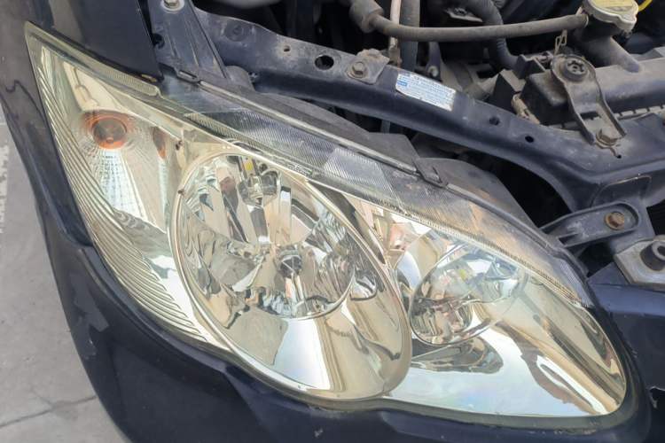 Used BYD F3 2013 Energy-Efficient Model 1.5L Manual Comfort Version Right Front Headlight