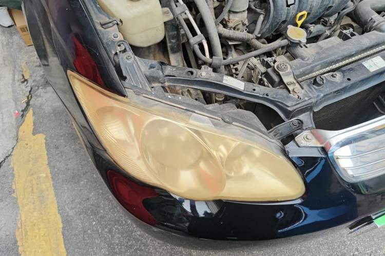 Used BYD F3 2013 Energy-Efficient Model 1.5L Manual Comfort Version Right Front Headlight