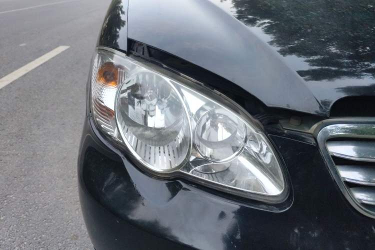Used BYD F3 2013 Energy-Efficient Model 1.5L Manual Comfort Version Right Front Headlight