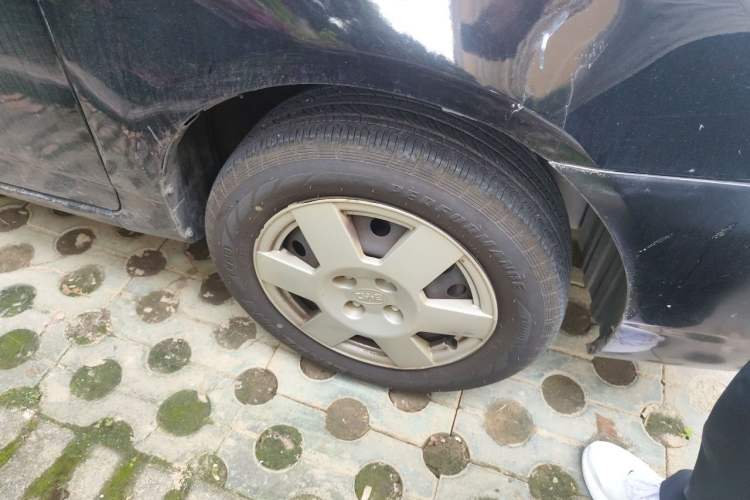 Used BYD F3 2013 Energy-Efficient Model 1.5L Manual Comfort Version Right Front Wheel Hub