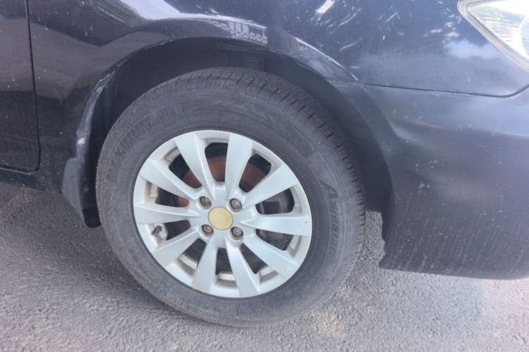 Used BYD F3 2013 Energy-Efficient Model 1.5L Manual Comfort Version Right Front Wheel Hub