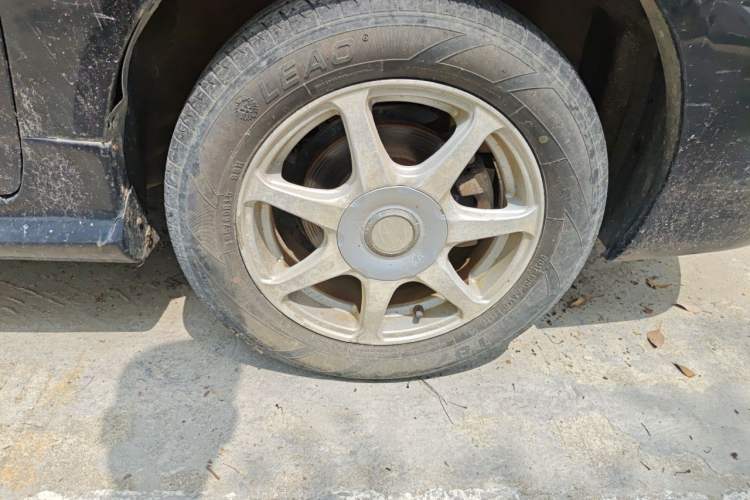 Used BYD F3 2013 Energy-Efficient Model 1.5L Manual Comfort Version Right Front Wheel Hub