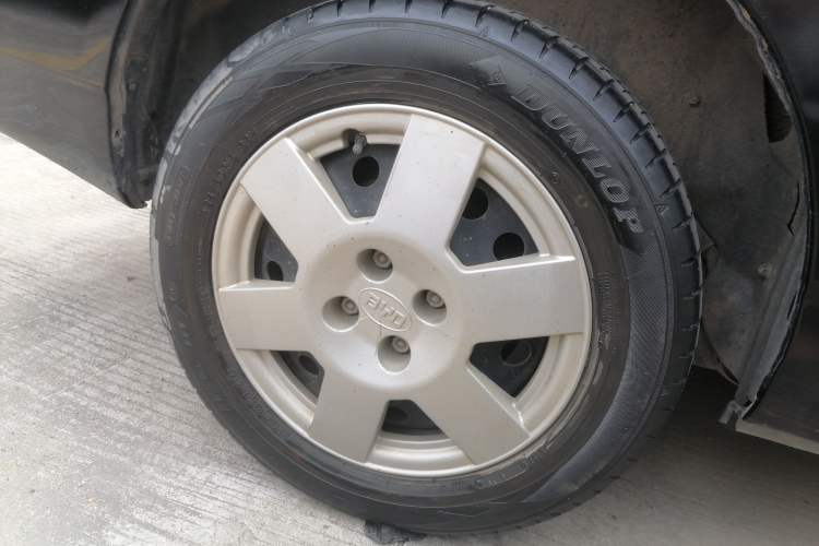 Used BYD F3 2013 Energy-Efficient Model 1.5L Manual Comfort Version Right Rear Wheel Hub