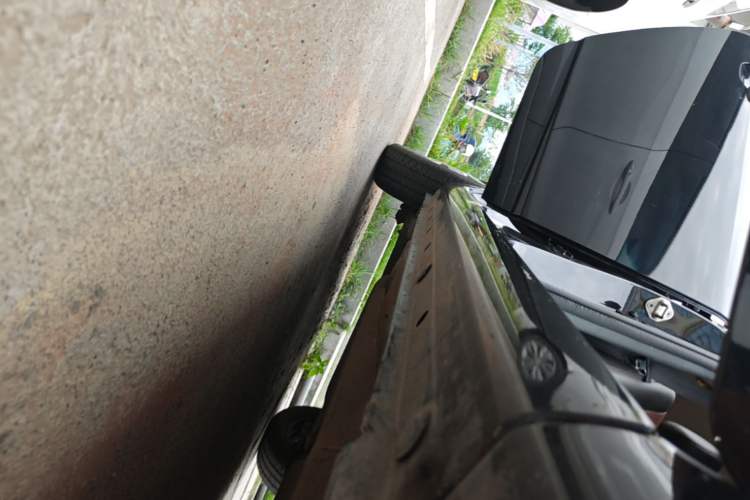 Used BYD F3 2013 Energy-Efficient Model 1.5L Manual Comfort Version Right Side Sill