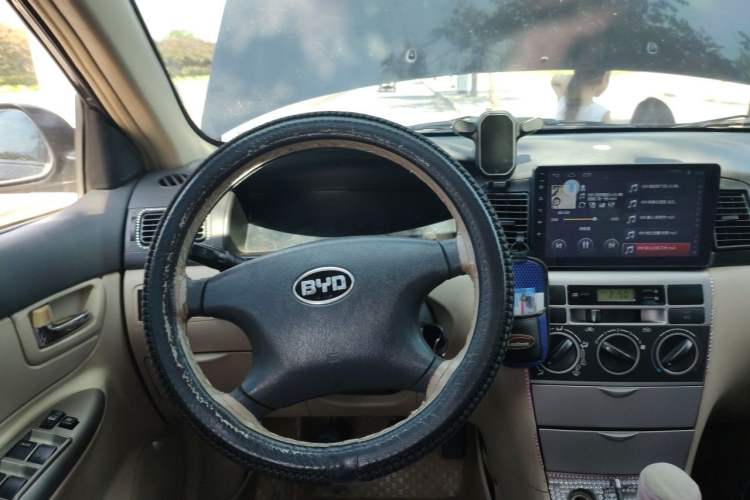 Used BYD F3 2013 Energy-Saving Edition 1.5L Manual Standard Model Steering Wheel
