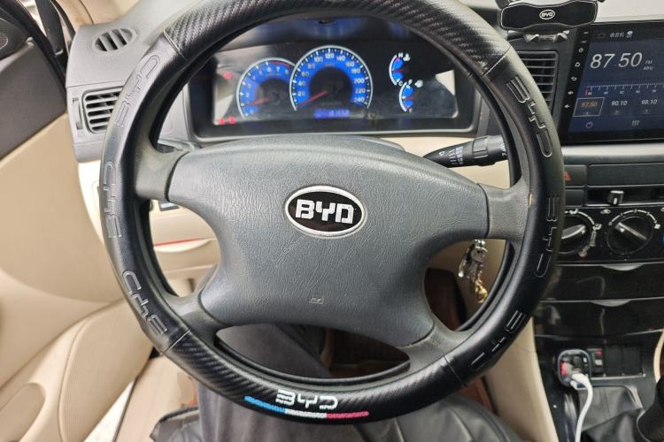 Used BYD F3 2013 1.5L Manual Comfort Model CNG Steering Wheel