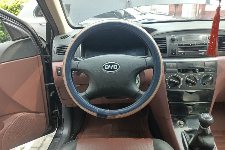 Used BYD F3 2013 Energy-Efficient Model 1.5L Manual Comfort Version Steering Wheel
