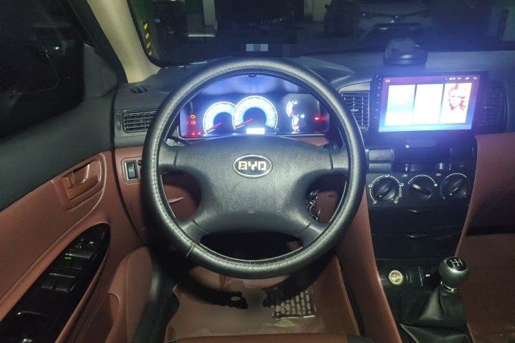 Used BYD F3 2013 Energy-Efficient Model 1.5L Manual Comfort Version Steering Wheel