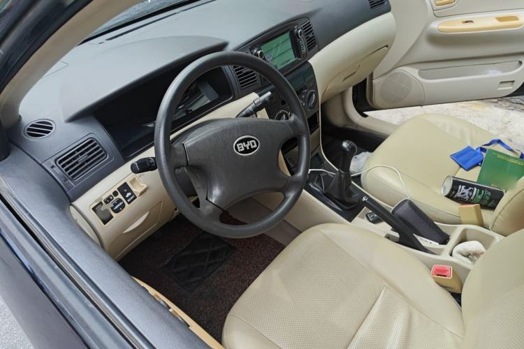 Used BYD F3 2013 Energy-Efficient Model 1.5L Manual Comfort Version Steering Wheel