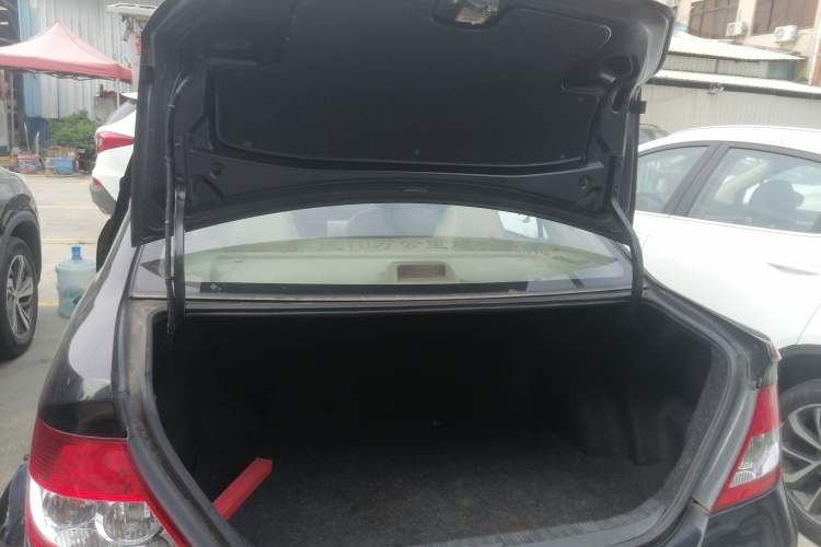 Used BYD F3 2013 Energy-Efficient Model 1.5L Manual Comfort Version Trunk