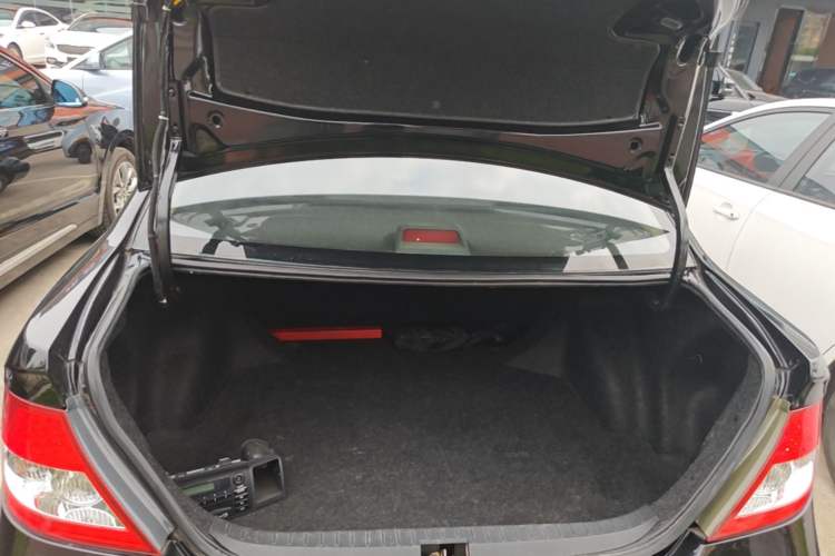 Used BYD F3 2013 Energy-Efficient Model 1.5L Manual Comfort Version Trunk