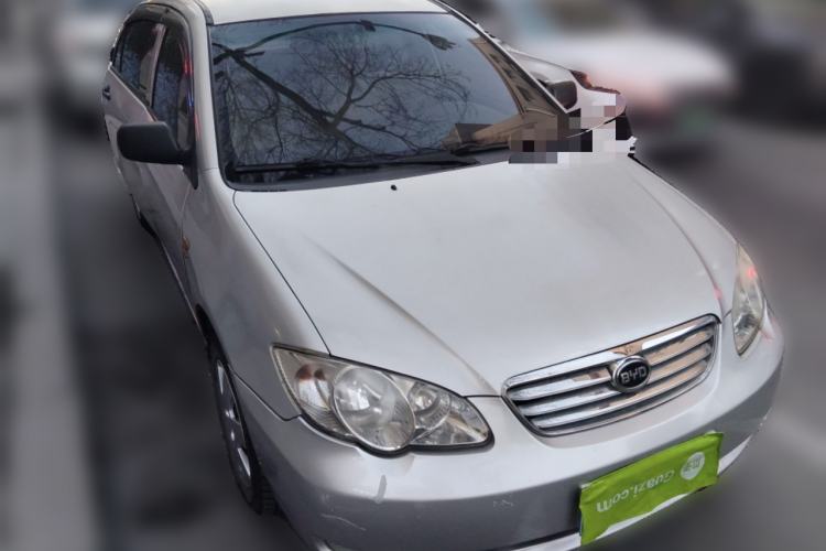 Used BYD F3 2013 1.5L Manual Standard CNG Model Front Right 45 Deg