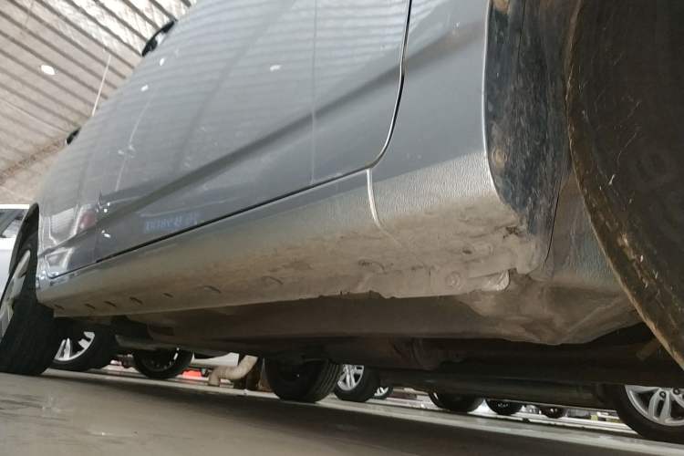 Used BYD F3 2013 Energy-Efficient Model 1.5L Manual Comfort Version Right Side Sill