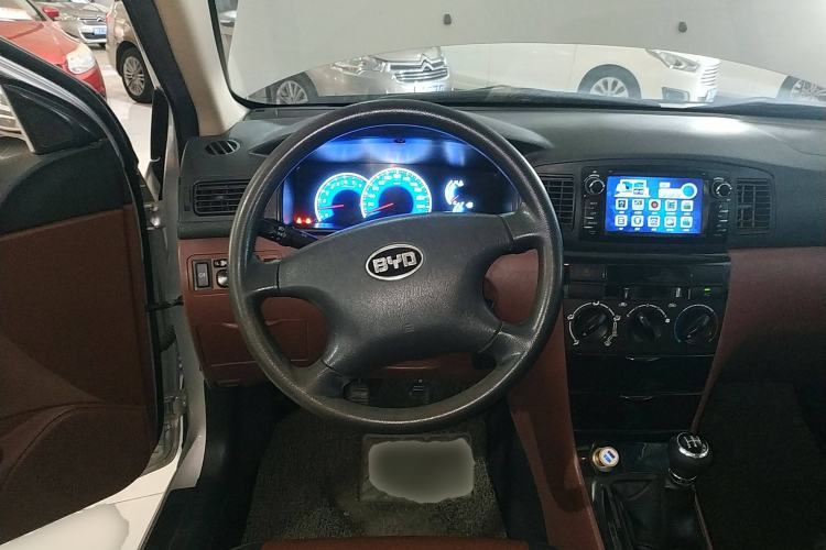 Used BYD F3 2013 Energy-Efficient Model 1.5L Manual Comfort Version Steering Wheel