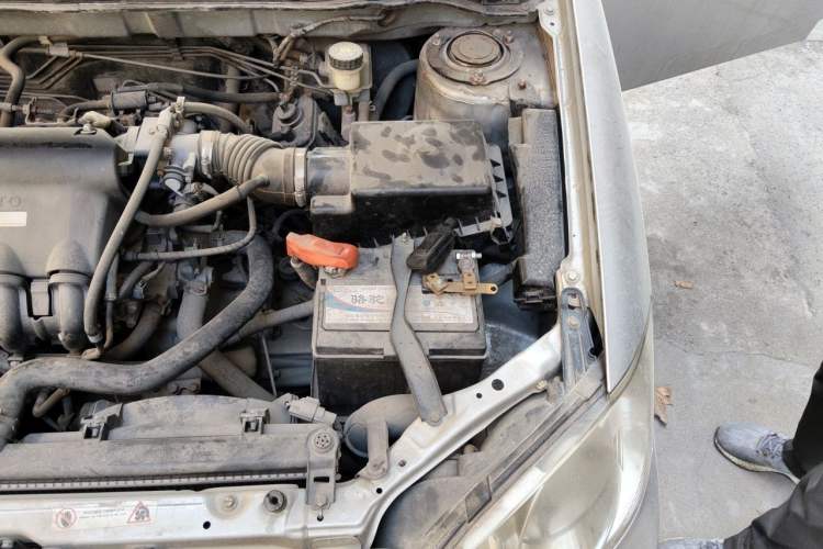 Used BYD F3 2013 Energy-Efficient Model 1.5L Manual Comfort Version Engine Bay Left