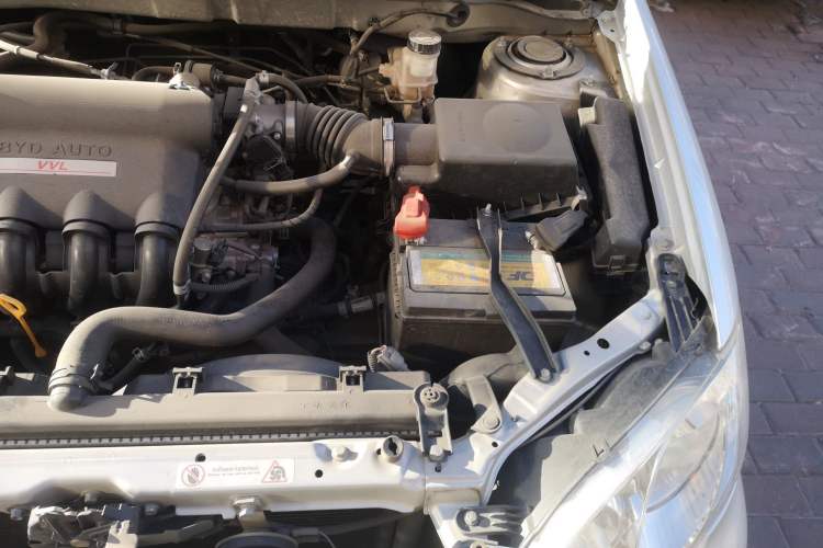 Used BYD F3 2013 Energy-Efficient Model 1.5L Manual Comfort Version Engine Bay Left