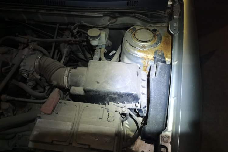 Used BYD F3 2013 Energy-Efficient Model 1.5L Manual Comfort Version Engine Bay Left