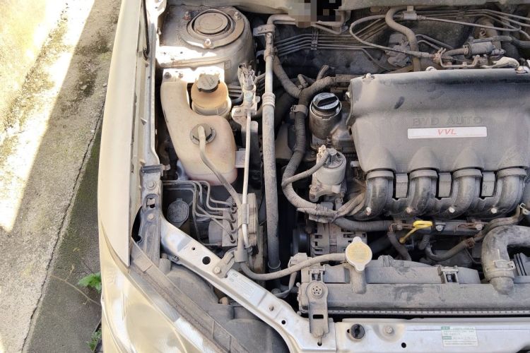 Used BYD F3 2013 Energy-Efficient Model 1.5L Manual Comfort Version Engine Bay Right