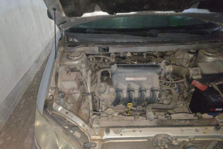 Used BYD F3 2013 Energy-Efficient Model 1.5L Manual Comfort Version Engine Bay Right