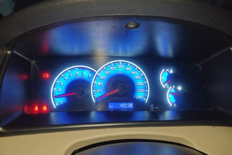 Used BYD F3 2013 Energy-Efficient Model 1.5L Manual Comfort Version Instrument Cluster
