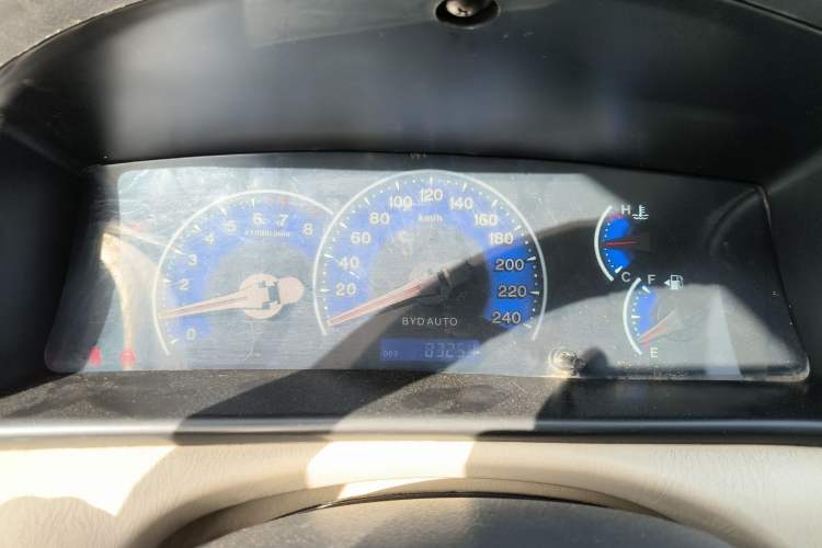 Used BYD F3 2013 Energy-Efficient Model 1.5L Manual Comfort Version Instrument Cluster