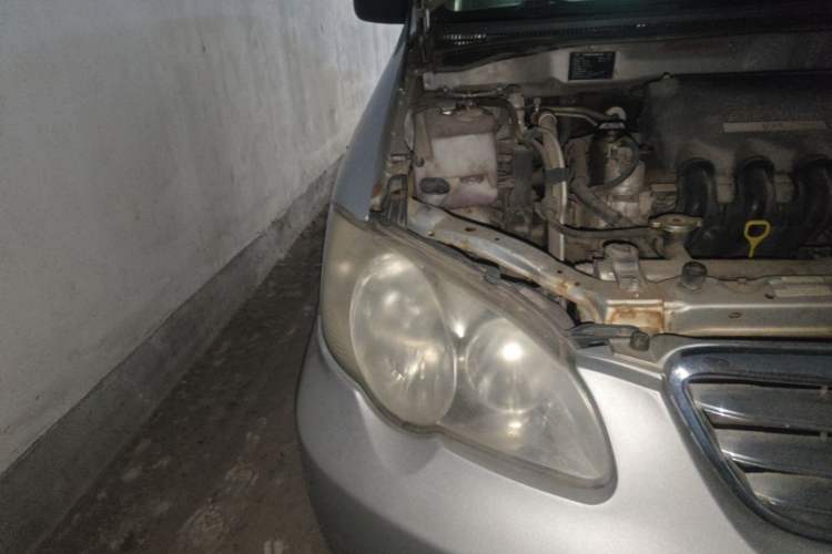 Used BYD F3 2013 Energy-Efficient Model 1.5L Manual Comfort Version Right Front Headlight