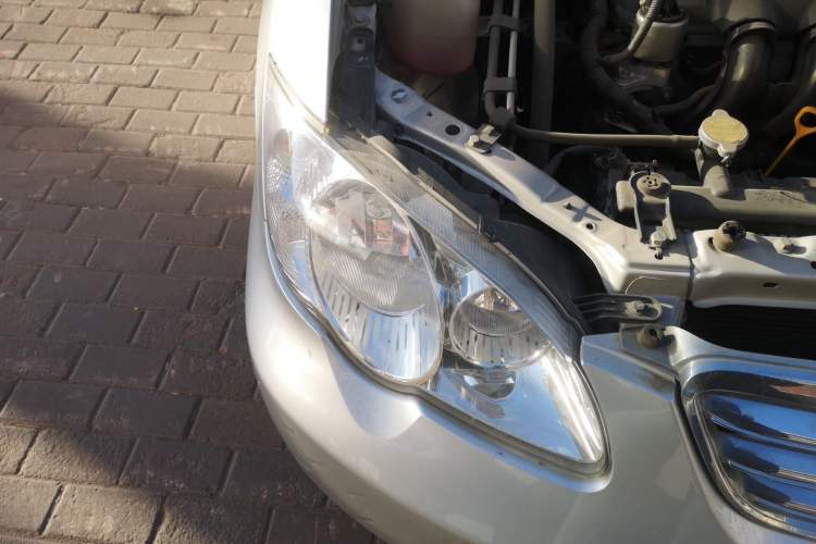 Used BYD F3 2013 Energy-Efficient Model 1.5L Manual Comfort Version Right Front Headlight