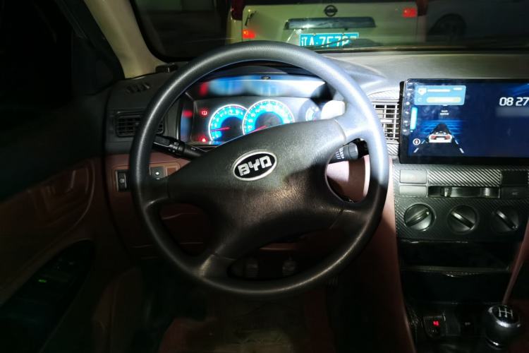 Used BYD F3 2013 Energy-Efficient Model 1.5L Manual Comfort Version Steering Wheel