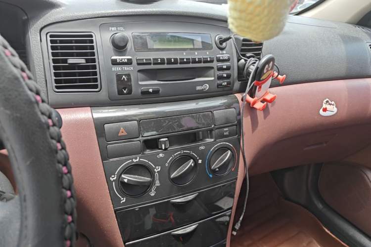 Used BYD F3 2013 Energy-Efficient Model 1.5L Manual Comfort Version Audio And AC Panel