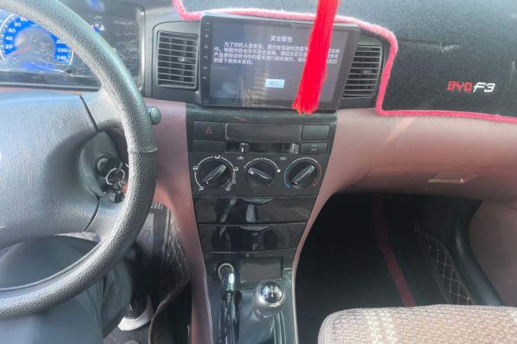 Used BYD F3 2013 Energy-Efficient Model 1.5L Manual Comfort Version Audio And AC Panel