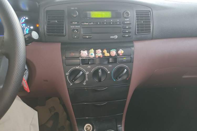 Used BYD F3 2013 Energy-Efficient Model 1.5L Manual Comfort Version Audio And AC Panel