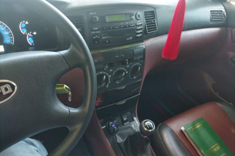 Used BYD F3 2013 Energy-Efficient Model 1.5L Manual Comfort Version Audio And AC Panel