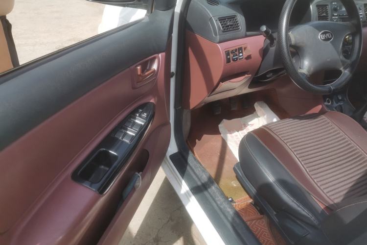 Used BYD F3 2013 Energy-Efficient Model 1.5L Manual Comfort Version Driver Seat