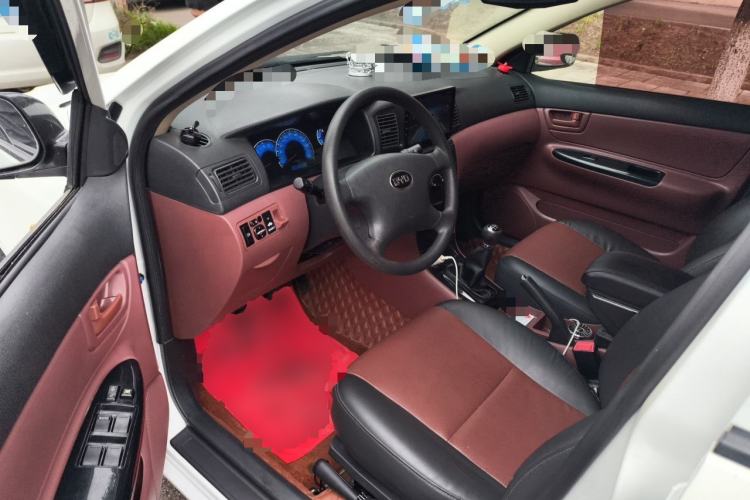 Used BYD F3 2013 Energy-Efficient Model 1.5L Manual Comfort Version Driver Seat